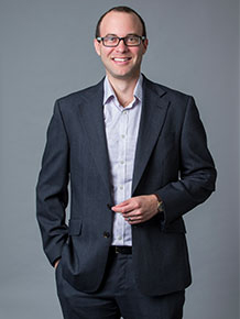 Dr Jed Lusthaus - Ophthalmologist and Eye Surgeon